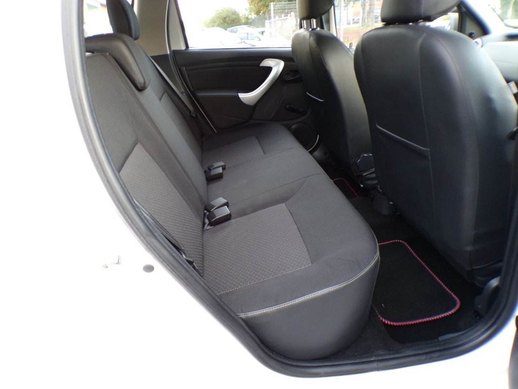 Used Dacia Duster 2014 for sale - 76132118: Photo 14
