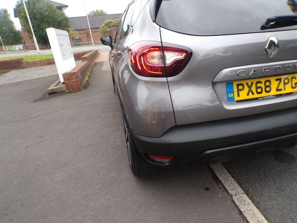 Used Renault Captur 2018 for sale - 75432687: Photo 9