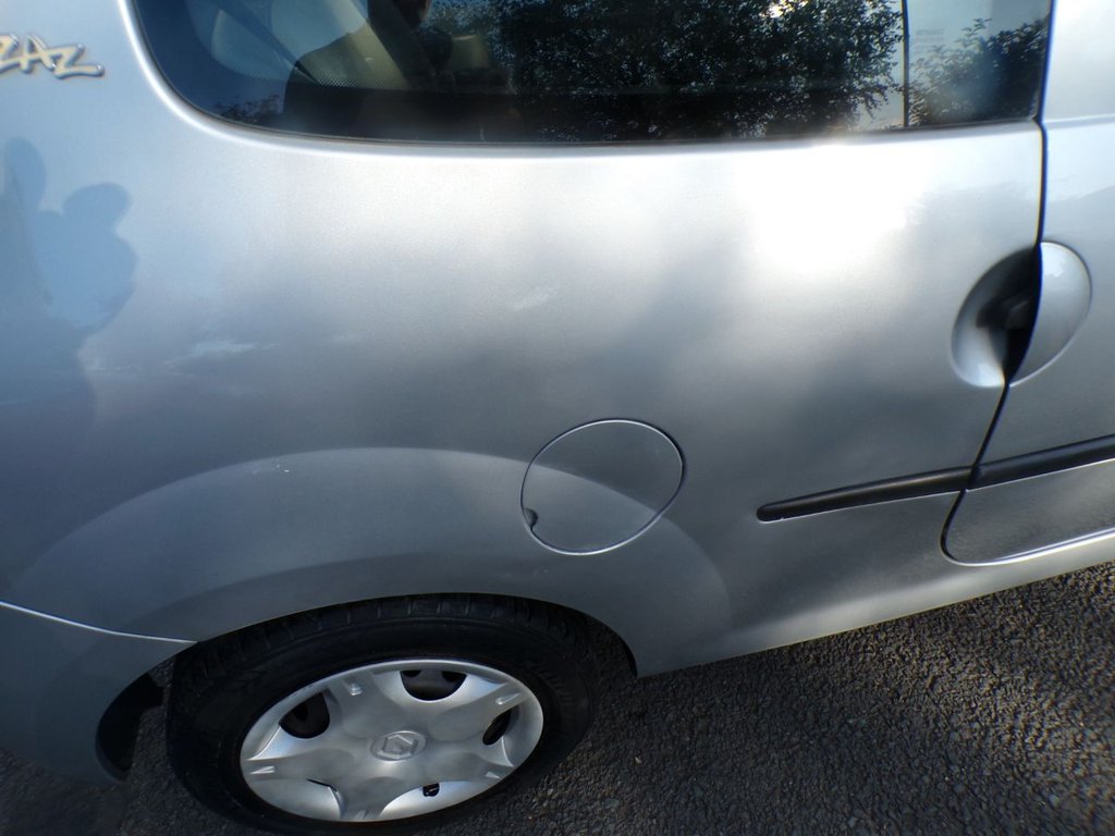 Used Renault Twingo 2011 for sale - 76039613: Photo 11