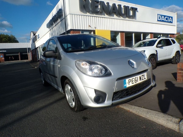 Cheap Renault Twingo 2011 (61) - 1.2 16V Pzaz Hatchback 3dr Petrol Manual Euro 5 (75 ps) for sale in Chorley, Lancashire