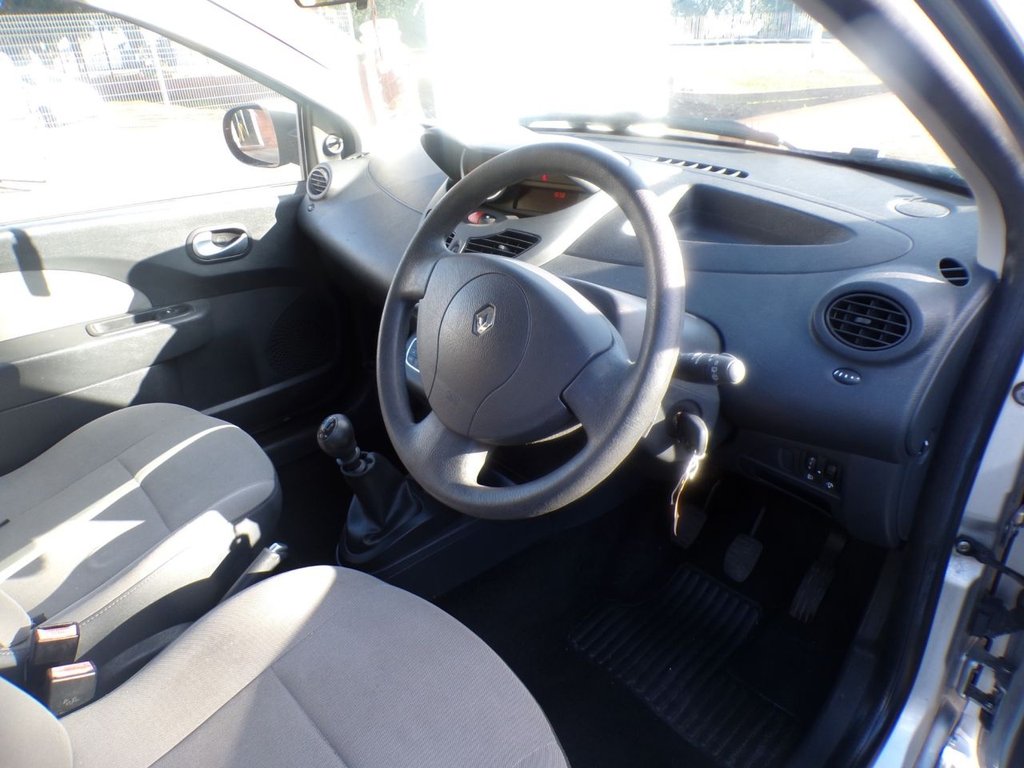 Used Renault Twingo 2011 for sale - 76039613: Photo 23