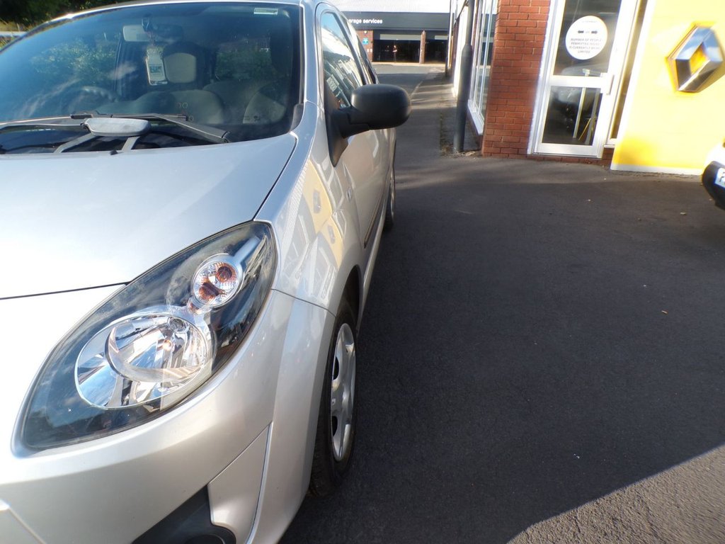 Used Renault Twingo 2011 for sale - 76039613: Photo 6