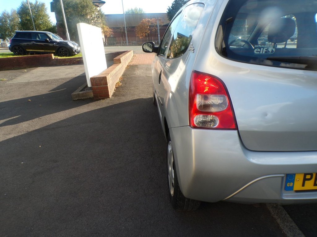 Used Renault Twingo 2011 for sale - 76039613: Photo 8