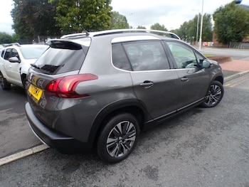 Used Peugeot 2008 2017 for sale - 75320806: Photo