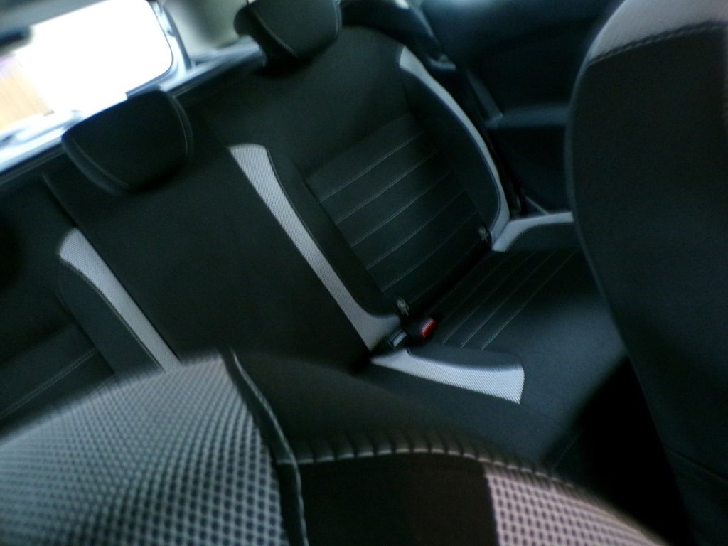 Used Dacia Logan MCV 2018 for sale - 76617889: Photo 15