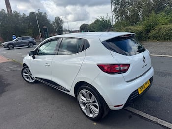 Used Renault Clio 2019 for sale - 79795764: Photo