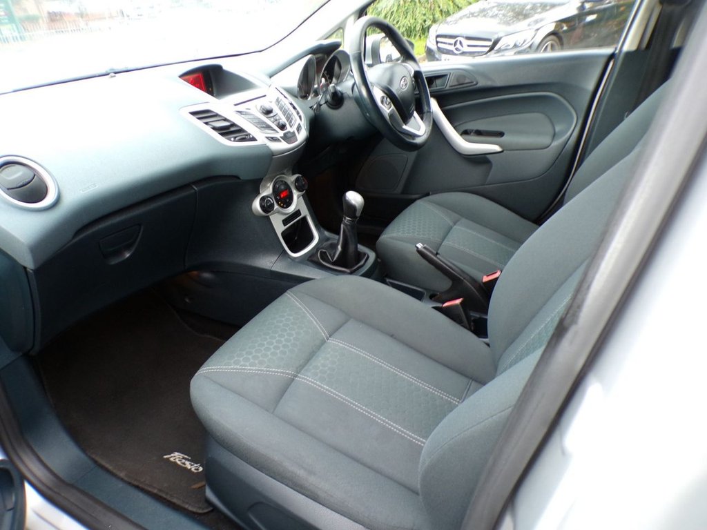 Used Ford Fiesta 2010 for sale - 76345838: Photo 16
