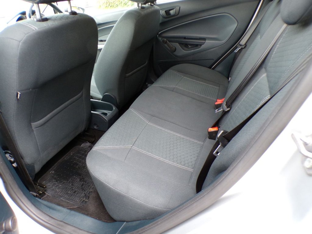 Used Ford Fiesta 2010 for sale - 76345838: Photo 17