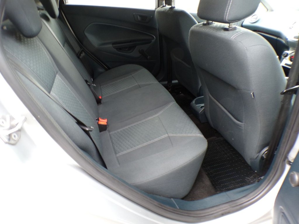 Used Ford Fiesta 2010 for sale - 76345838: Photo 18