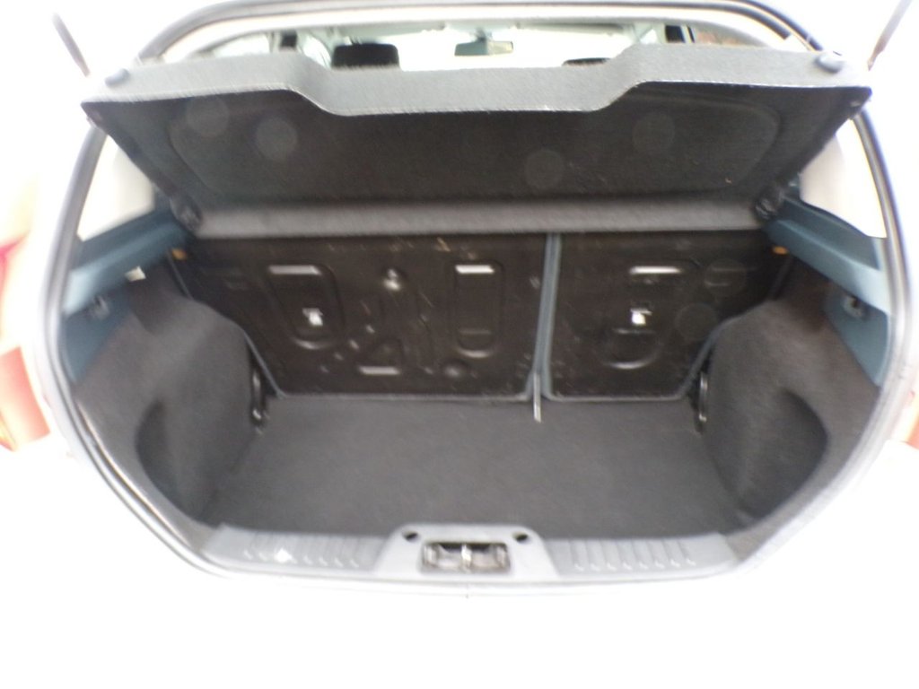 Used Ford Fiesta 2010 for sale - 76345838: Photo 22