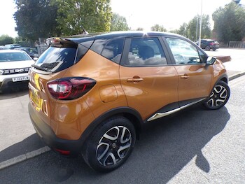 Used Renault Captur 2019 for sale - 75765497: Photo