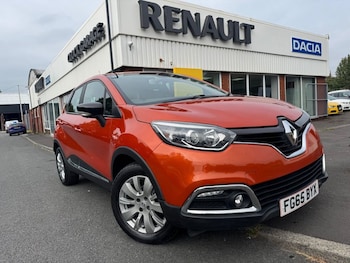 Used Renault Captur 2015 for sale - 79147013: Photo