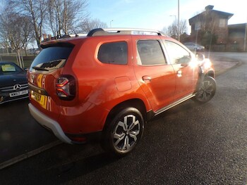 Used Dacia Duster 2022 for sale - 76927603: Photo