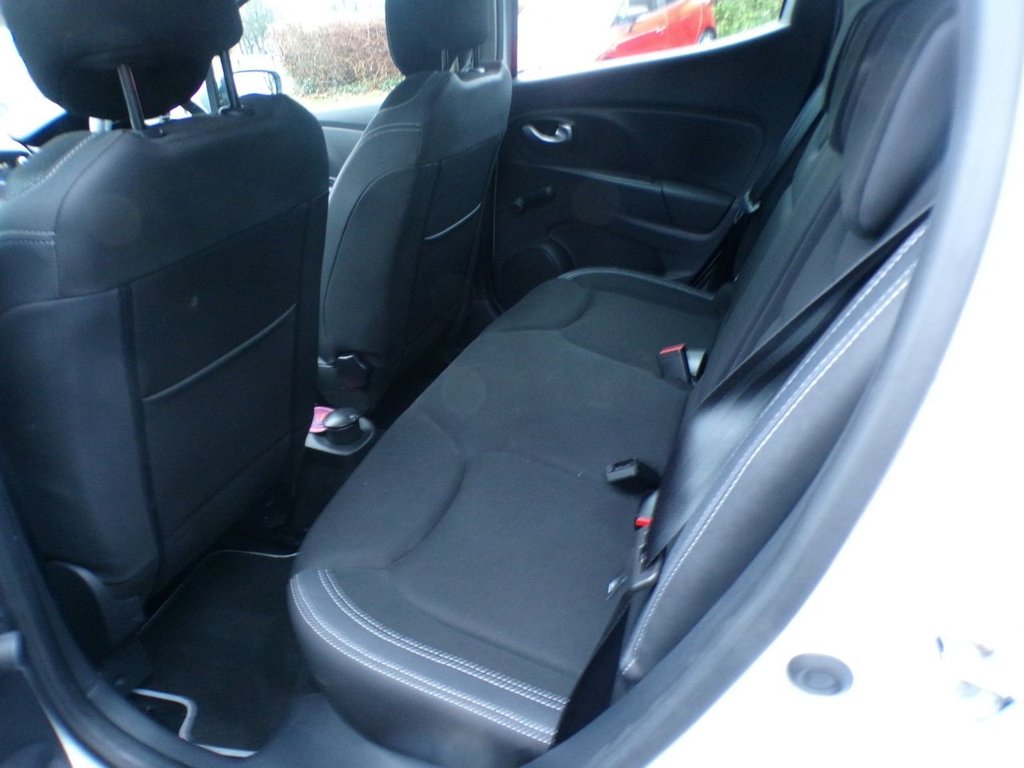 Used Renault Clio 2017 for sale - 76668143: Photo 12