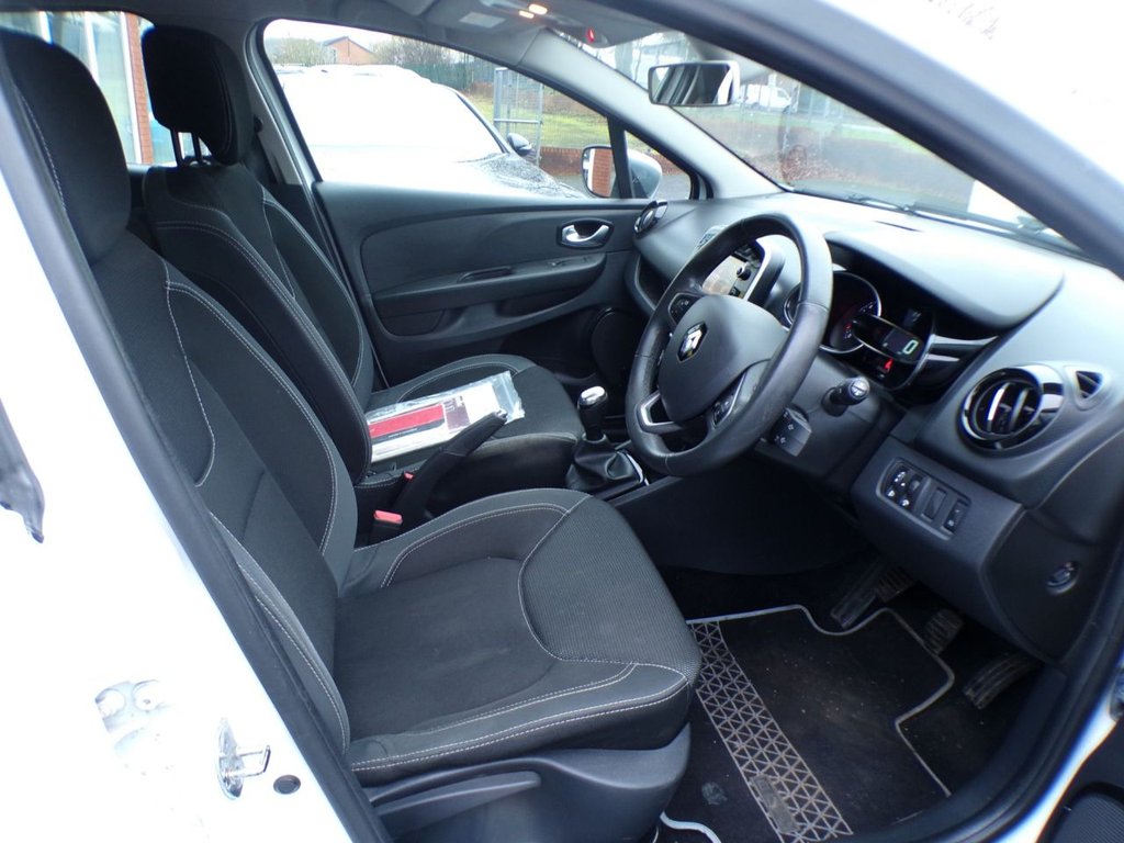 Used Renault Clio 2017 for sale - 76668143: Photo 15