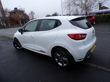 Used Renault Clio 2017 for sale - 76668143: Photo