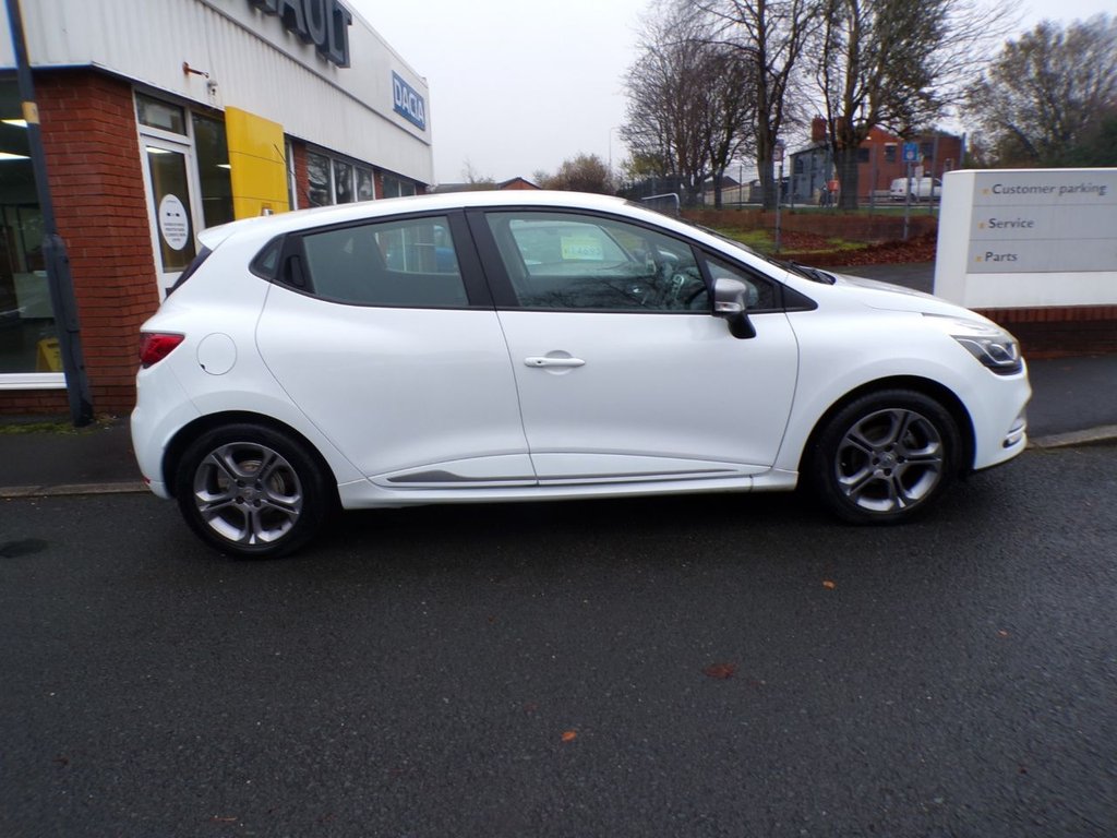 Used Renault Clio 2017 for sale - 76668143: Photo 5