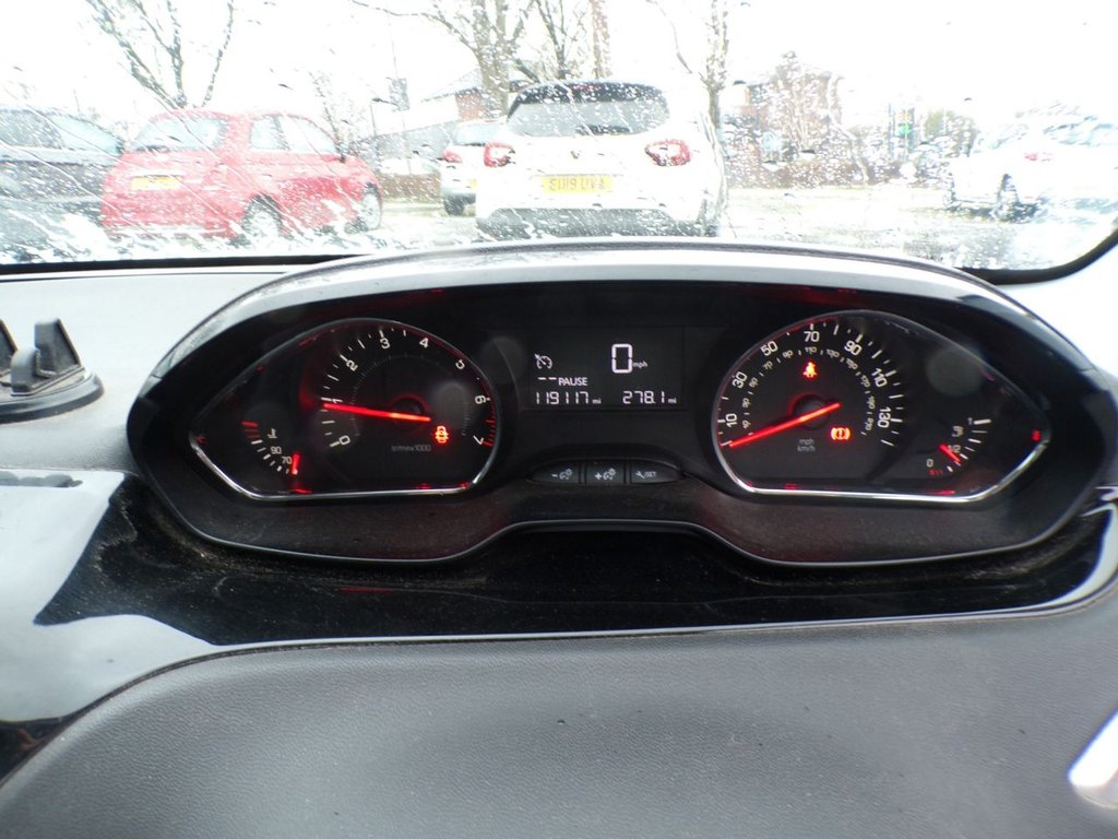 Used Peugeot 208 2013 for sale - 78036433: Photo 18