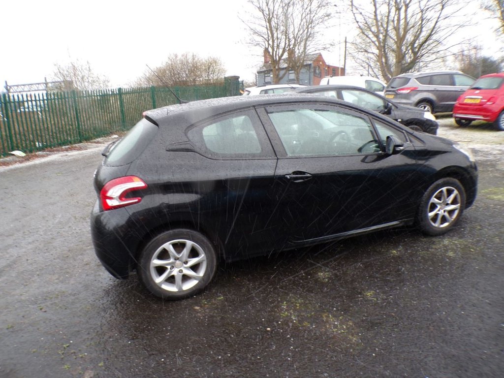 Used Peugeot 208 2013 for sale - 78036433: Photo 6