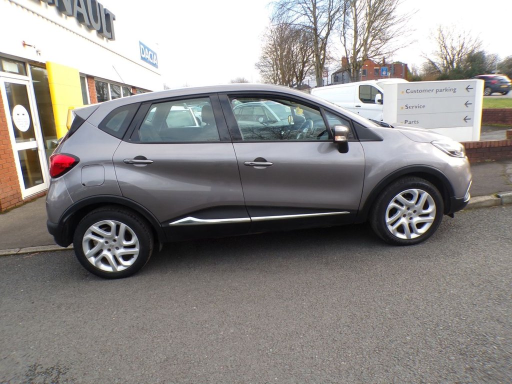 Used Renault Captur 2014 for sale - 77313475: Photo 5