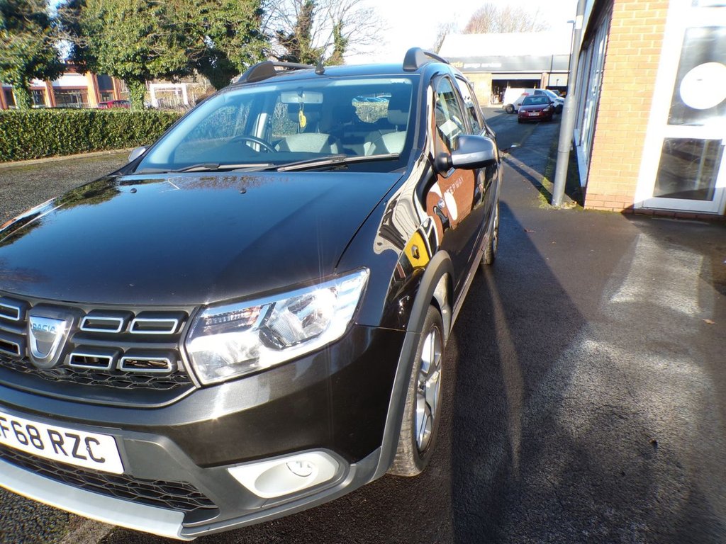 Used Dacia Sandero Stepway 2018 for sale - 77161594: Photo 8
