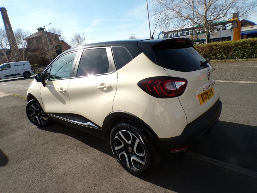 Used Renault Captur 2019 for sale - 77936624: Photo 2