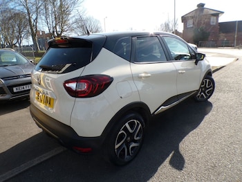 Used Renault Captur 2019 for sale - 77936624: Photo