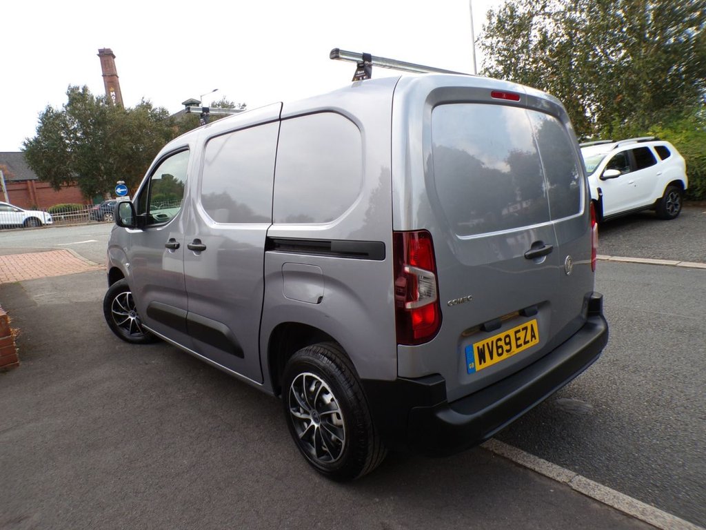 Used Vauxhall Combo 2019 for sale - 76148108: Photo 2