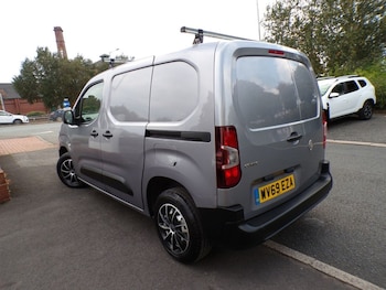 Used Vauxhall Combo 2019 for sale - 76148108: Photo 2