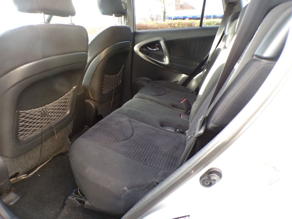 Used Toyota RAV4 2009 for sale - 77161846: Photo 12