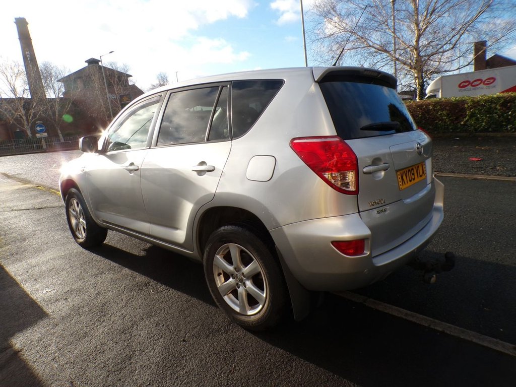 Used Toyota RAV4 2009 for sale - 77161846: Photo 2