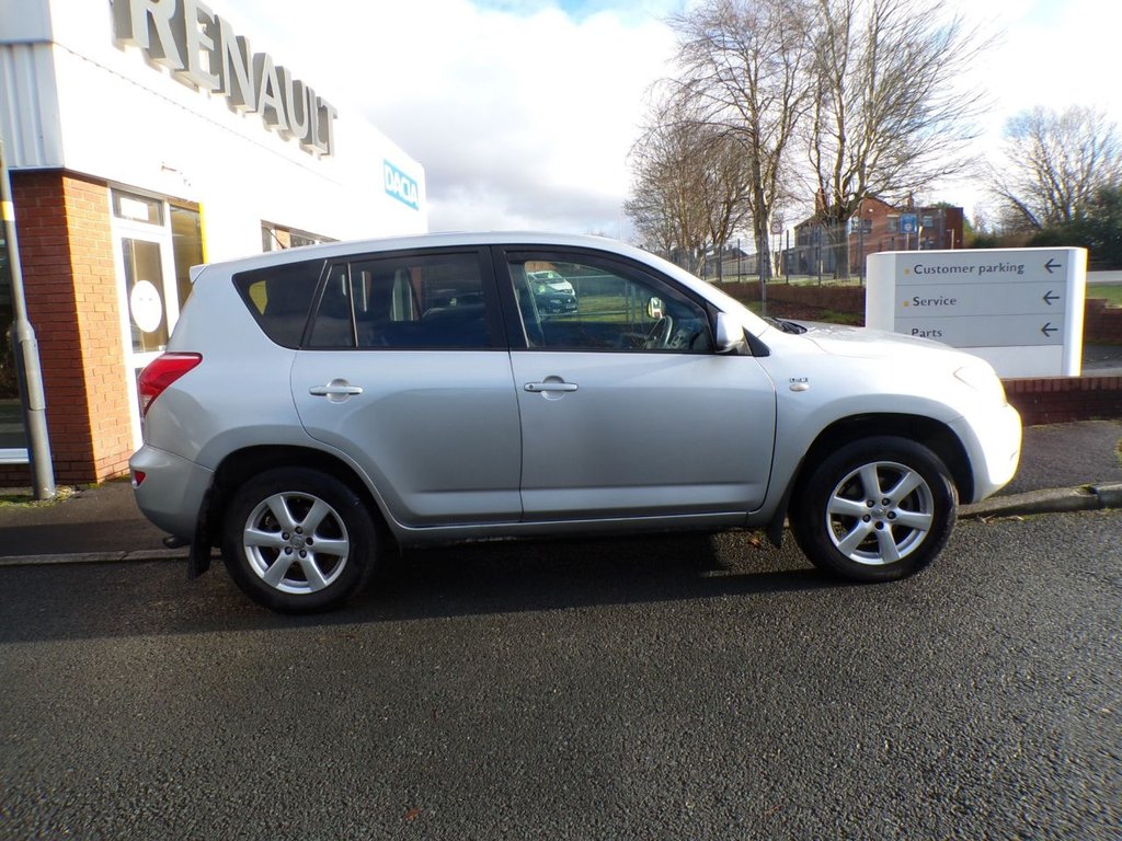 Used Toyota RAV4 2009 for sale - 77161846: Photo 4