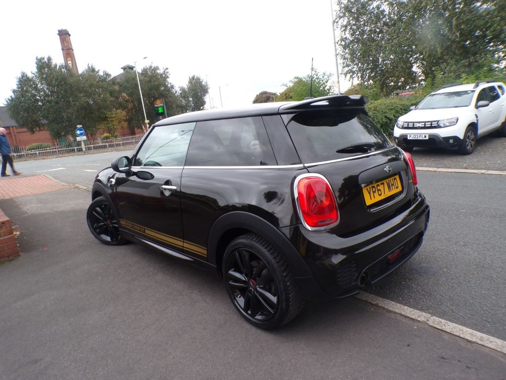 Used MINI Hatch 2017 for sale - 76010438: Photo 2