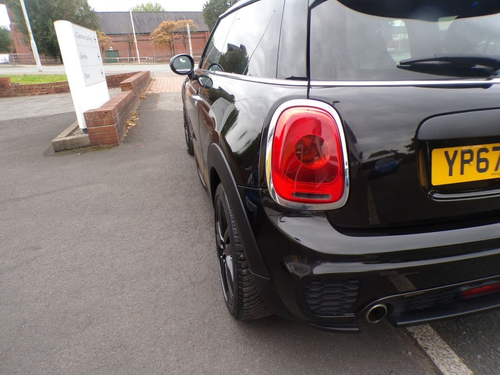 Used MINI Hatch 2017 for sale - 76010438: Photo 9