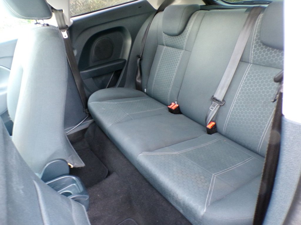 Used Ford Fiesta 2011 for sale - 76590859: Photo 11