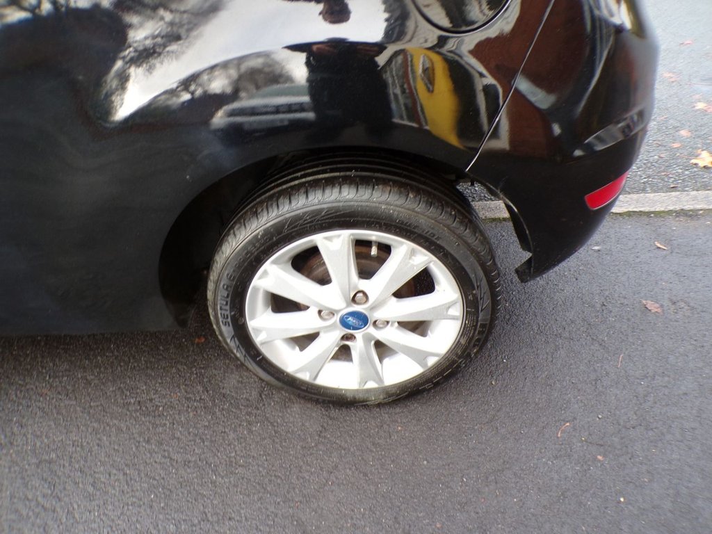 Used Ford Fiesta 2011 for sale - 76590859: Photo 20