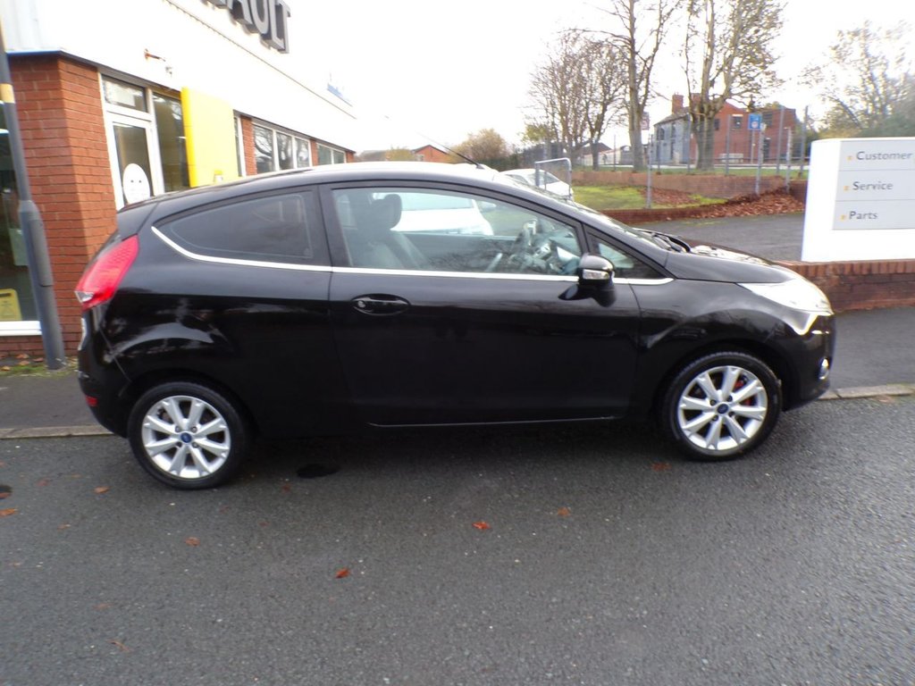 Used Ford Fiesta 2011 for sale - 76590859: Photo 4