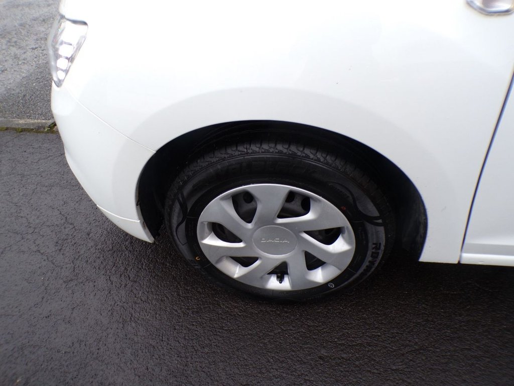 Used Dacia Sandero 2017 for sale - 77693239: Photo 11