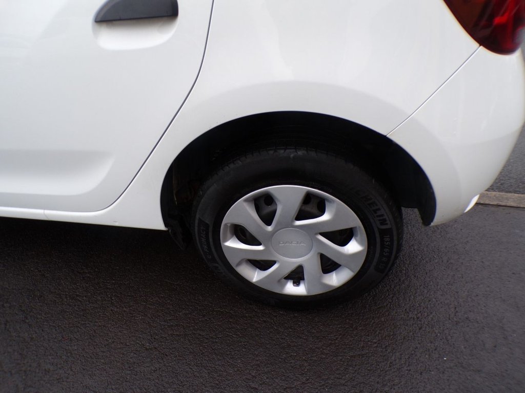 Used Dacia Sandero 2017 for sale - 77693239: Photo 12