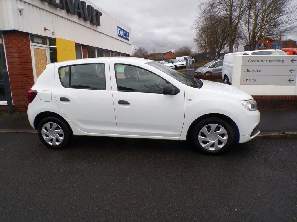 Used Dacia Sandero 2017 for sale - 77693239: Photo 14