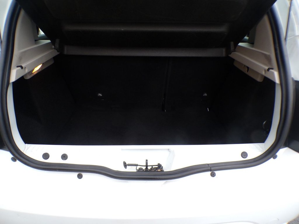 Used Dacia Sandero 2017 for sale - 77693239: Photo 19