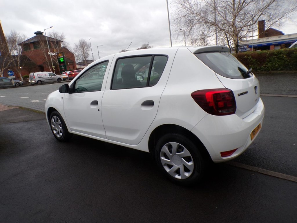Used Dacia Sandero 2017 for sale - 77693239: Photo 5