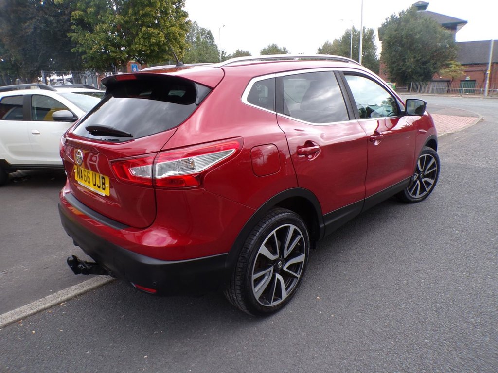 Used Nissan Qashqai 2016 for sale - 75665967: Photo 4