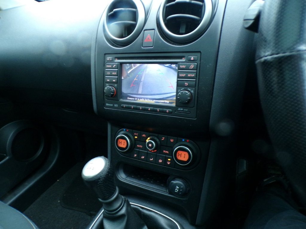 Used Nissan Qashqai 2010 for sale - 76941608: Photo 17