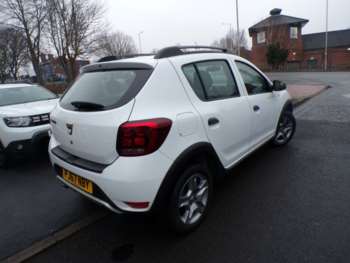 Used Dacia Sandero Stepway 2017 for sale - 73748084: Photo