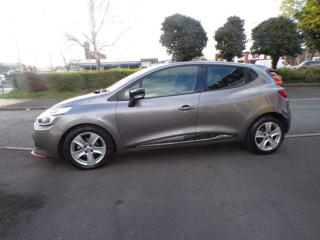 Used Renault Clio 2015 for sale - 78186794: Photo 8