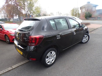 Used Dacia Sandero 2017 for sale - 78299900: Photo