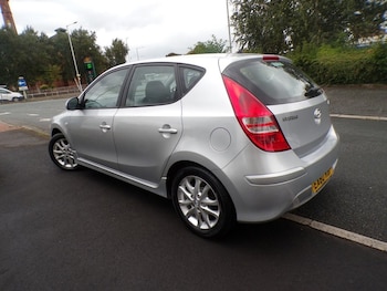 Used Hyundai i30 2010 for sale - 75923283: Photo