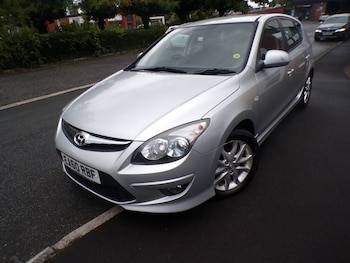 Used Hyundai i30 2010 for sale - 75923283: Photo