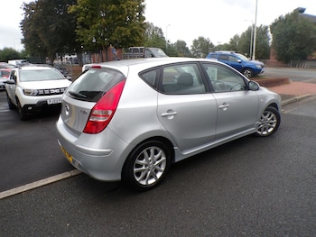 Used Hyundai i30 2010 for sale - 75923283: Photo